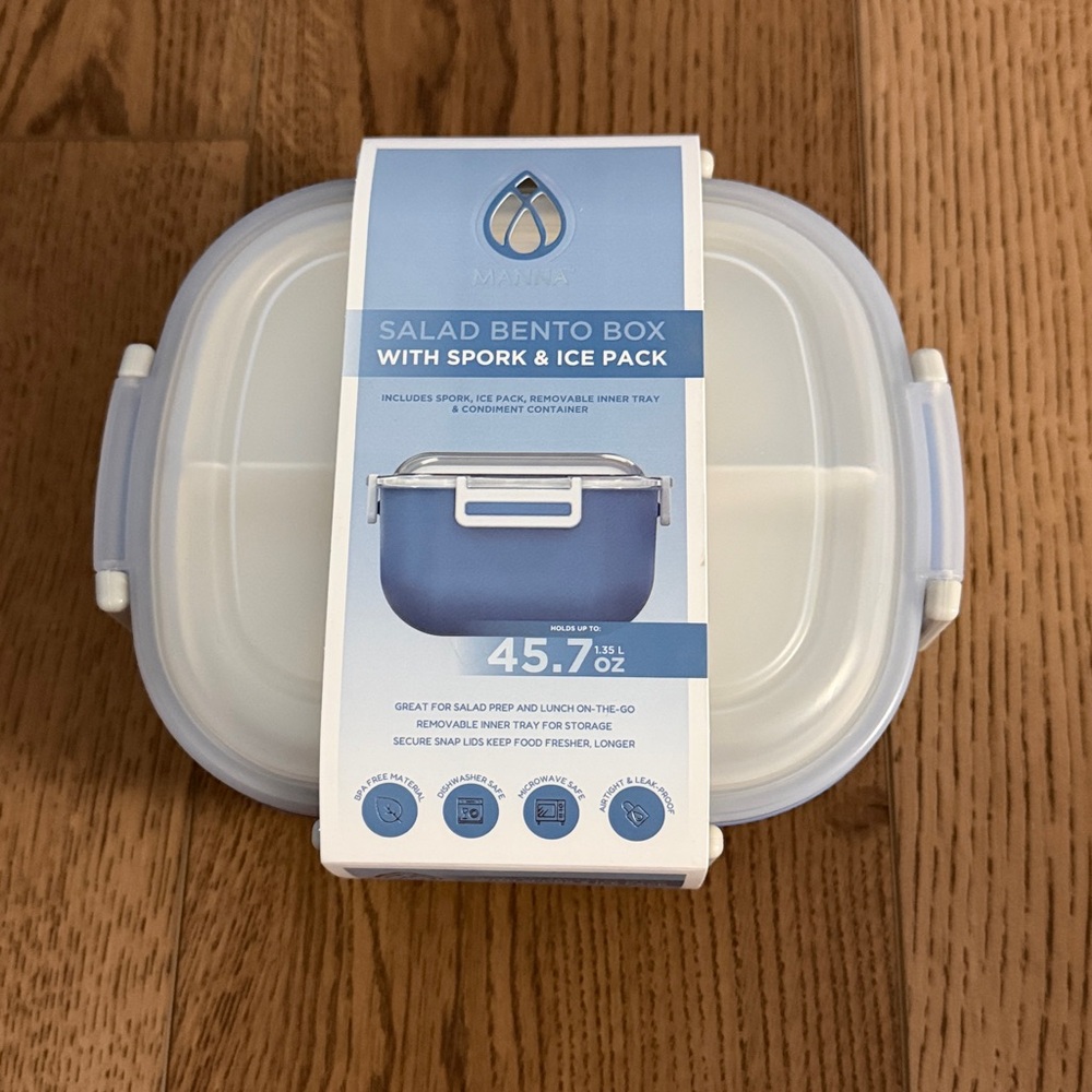 NWT Manna Salad Bento Box with Spork & Ice Pack in Blue